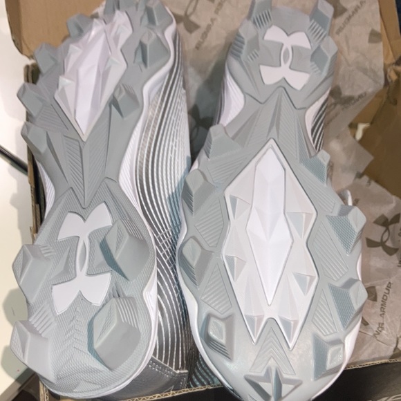 NEW - UNDER ARMOUR UA HIGHLIGHT FRANCHISE CLEATS SHOES - Men’s Size 9 - Football - Picture 9 of 13